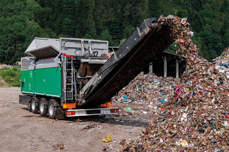 Komptech shredder
